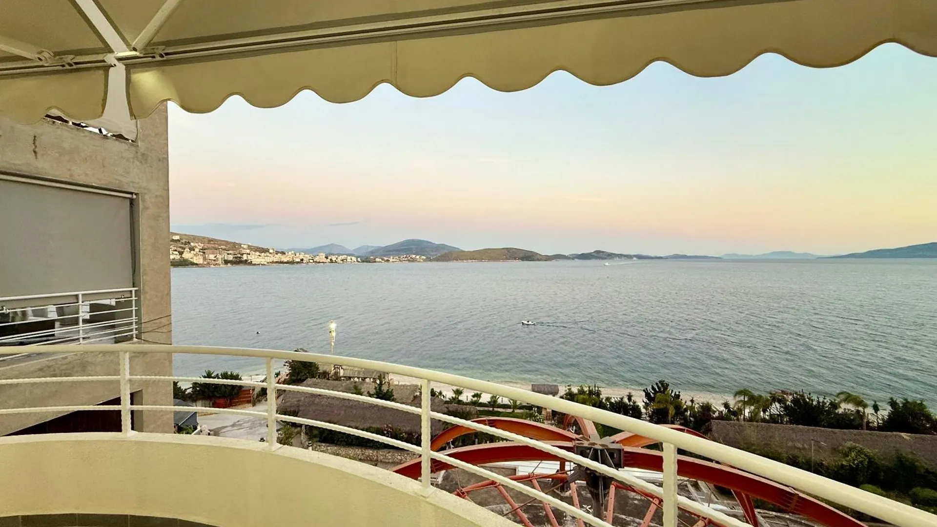 Limani Luxury Apartments Beachfront Sarandë 0*,  Albanien